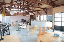 おじゃましま〜す Vol.261  伊勢崎市馬見塚町『LENS STUDIO CAFE』さん