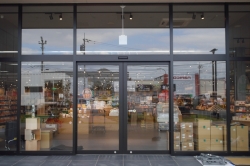 いせさきガーデンズ、9月26日リニューアルオープン　【店舗編】